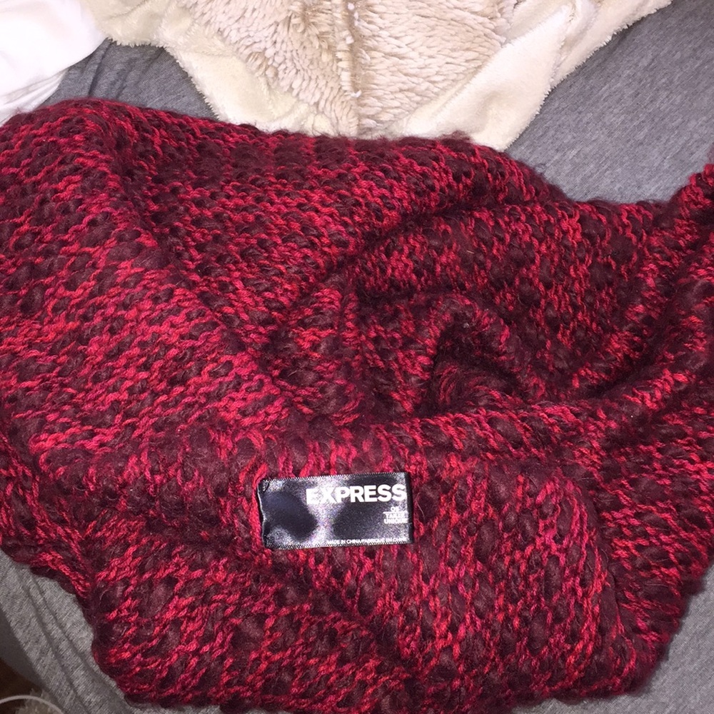 Beautiful chunky scarf